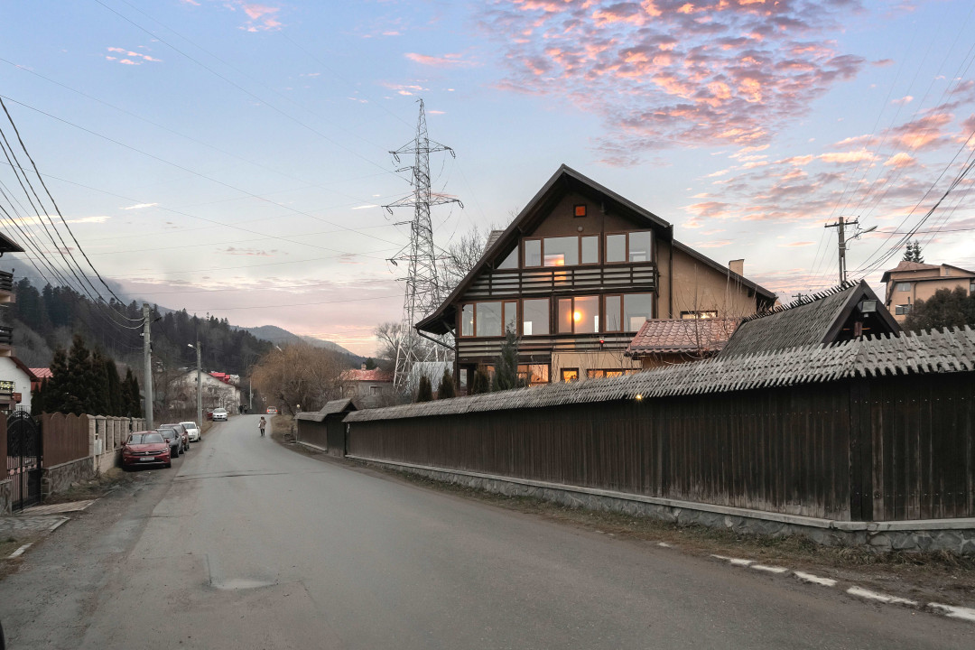 Casa din povesti Busteni, vedere superba, locatie excelenta
