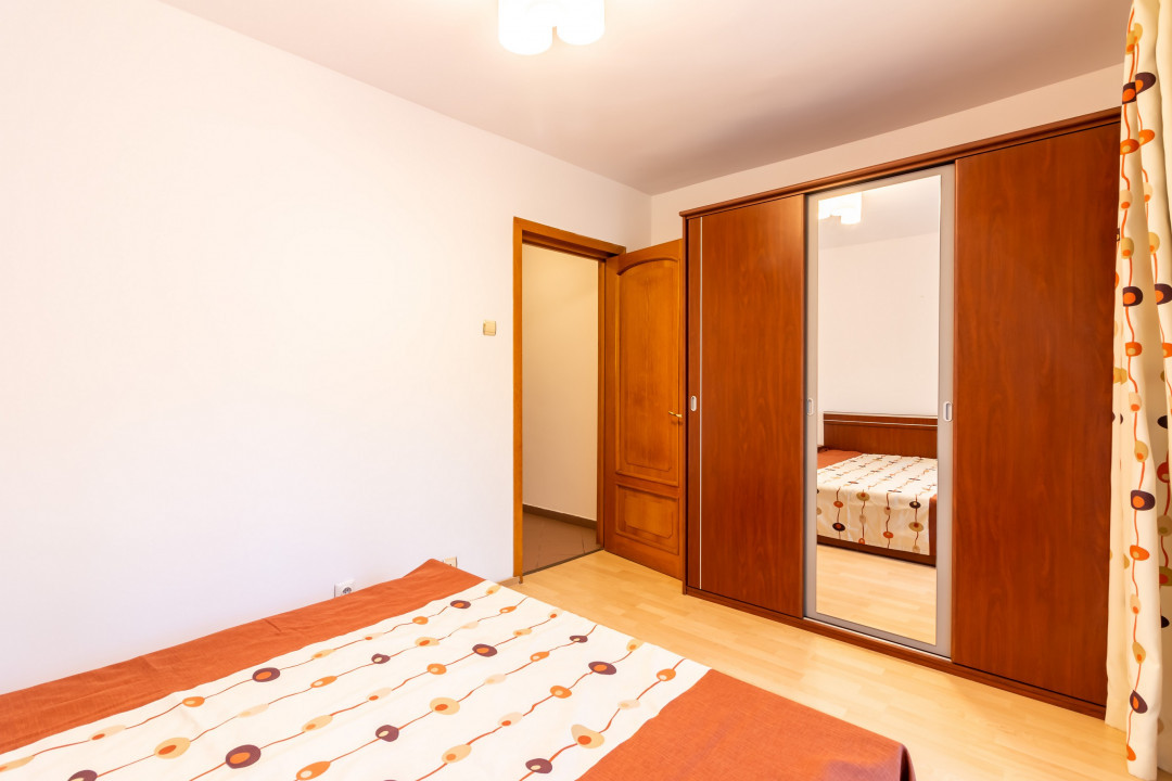 Apartament 3 camere strada Matei Basarab, utilat si mobilat, parcare