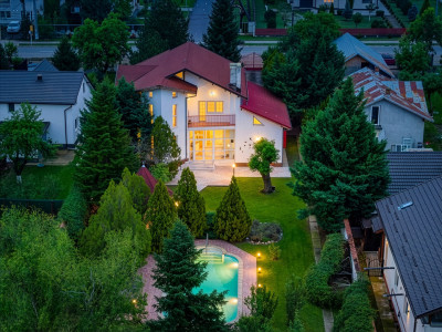 Vilă cu piscină și cabană, teren 2649 mp, Snagov - Ciofliceni