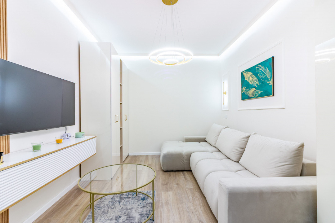 Garsonieră decomandată, Exigent Plaza Faza 5, mobilată modern, bloc 2024