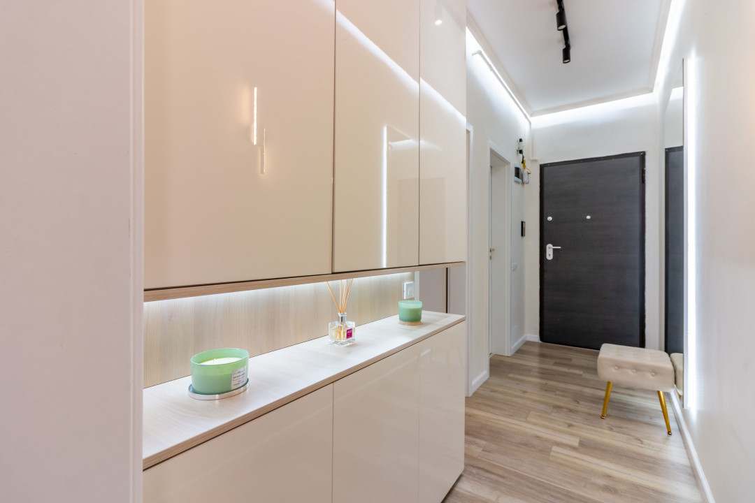 Garsonieră decomandată, Exigent Plaza Faza 5, mobilată modern, bloc 2024