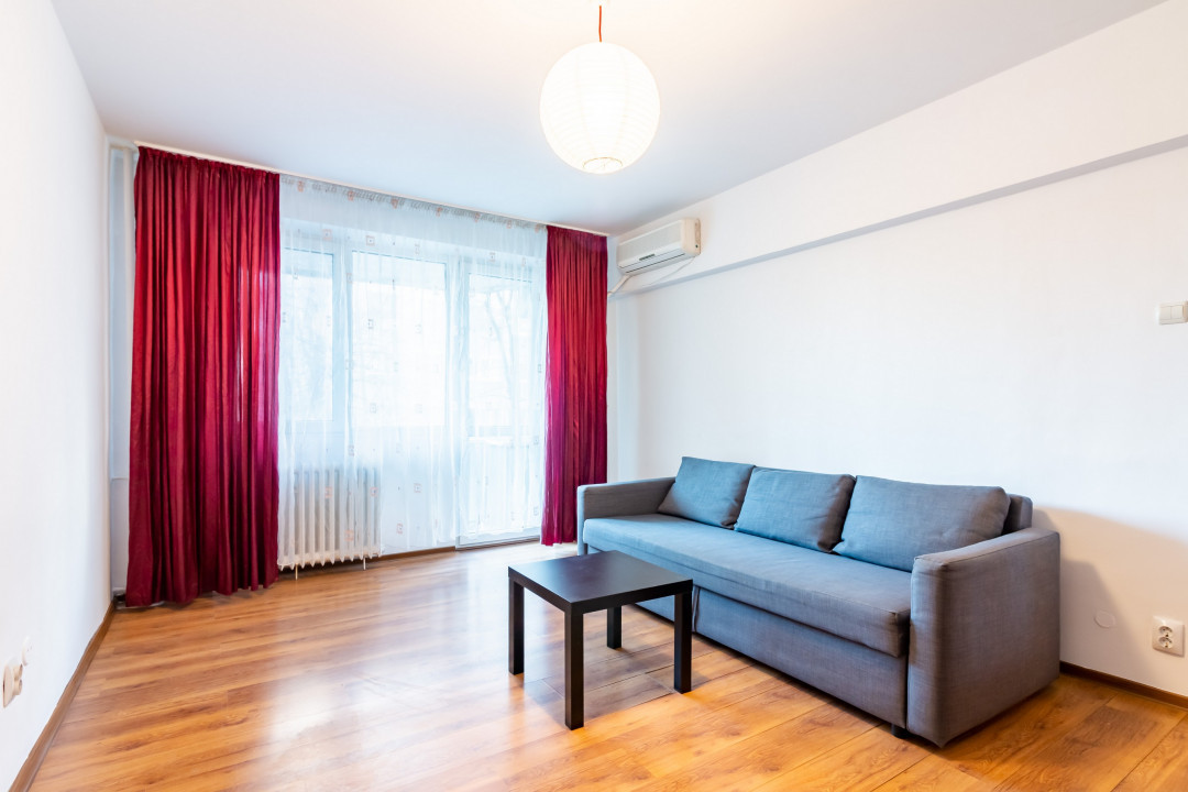 Apartament cu 2 camere vis a vis de Parcul Tineretului, etaj 1